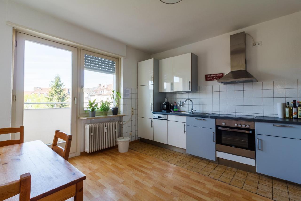 #Centralstation #130Qm Hauptbahnhof #Netflix Karlsruhe Zewnętrze zdjęcie